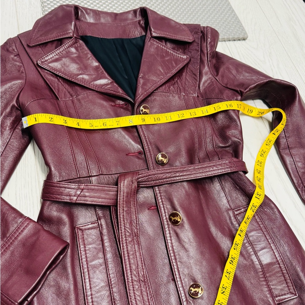 Women's Leather Trench Coat - Picture 13 of 16